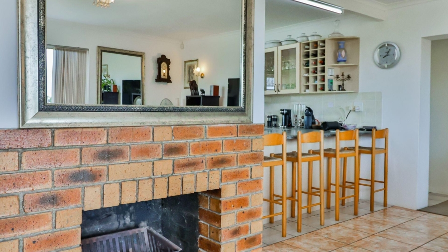 4 Bedroom Property for Sale in Kleinbaai Western Cape